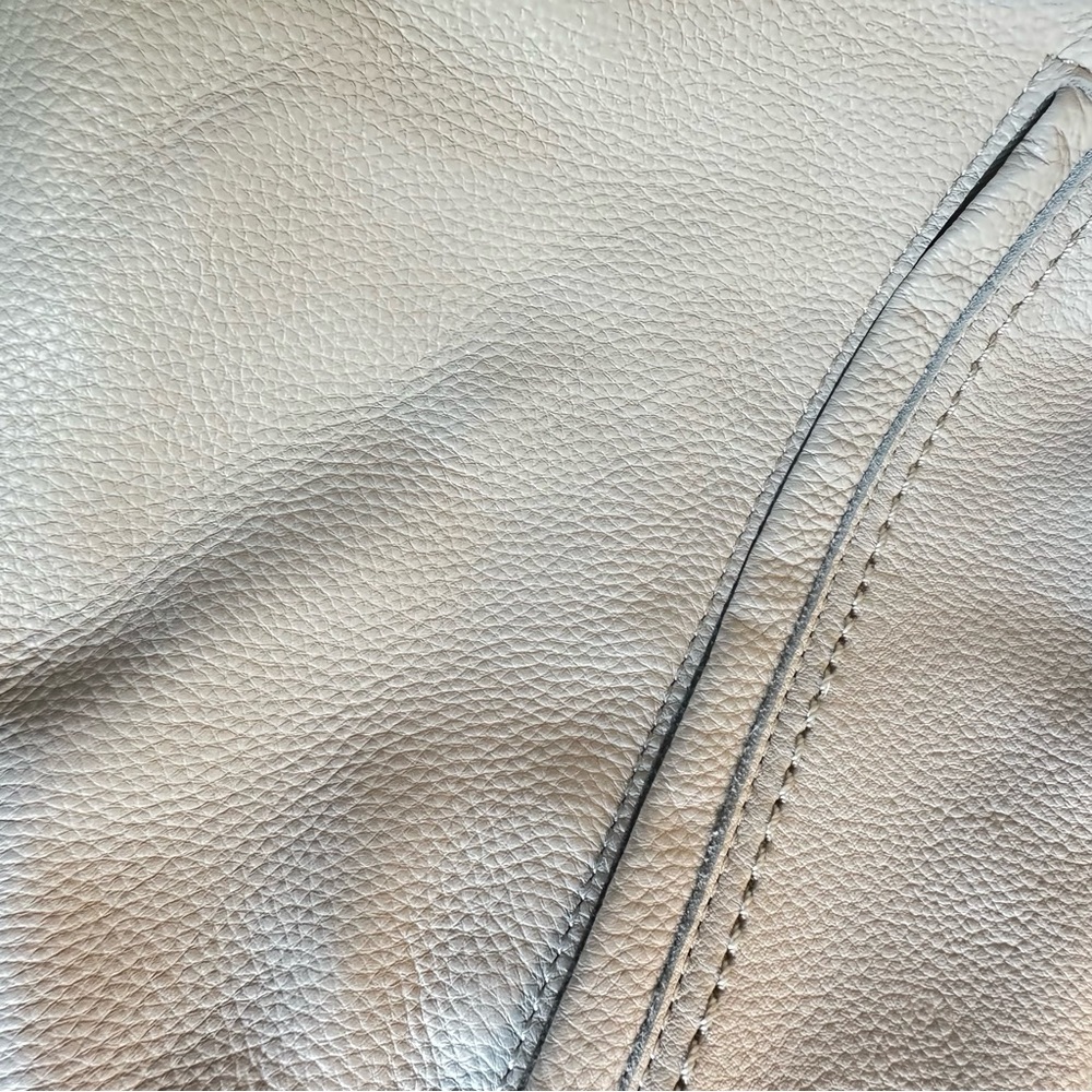 NWT Women’s The Sak Geo Ivory Leather Sling Bag/Backpack - Picture 10 of 10